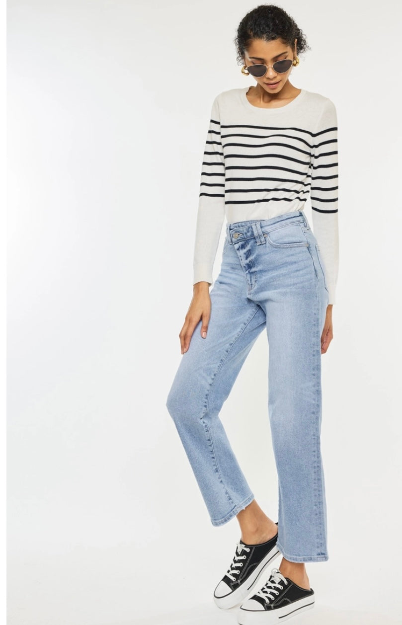 KanCan CrossOver Button Mom Jeans