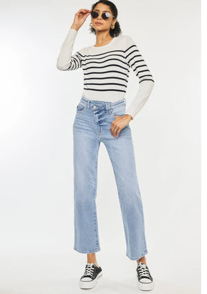 KanCan CrossOver Button Mom Jeans