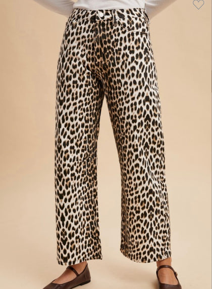 Leopard Barrel Jeans