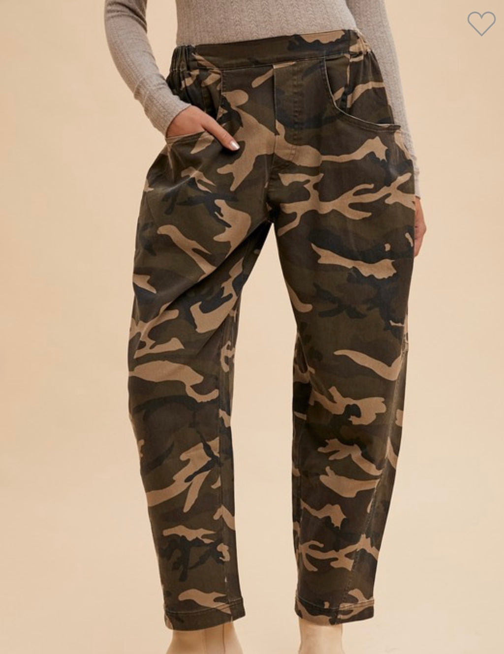 Elastic Waist Camo Barrel Pants