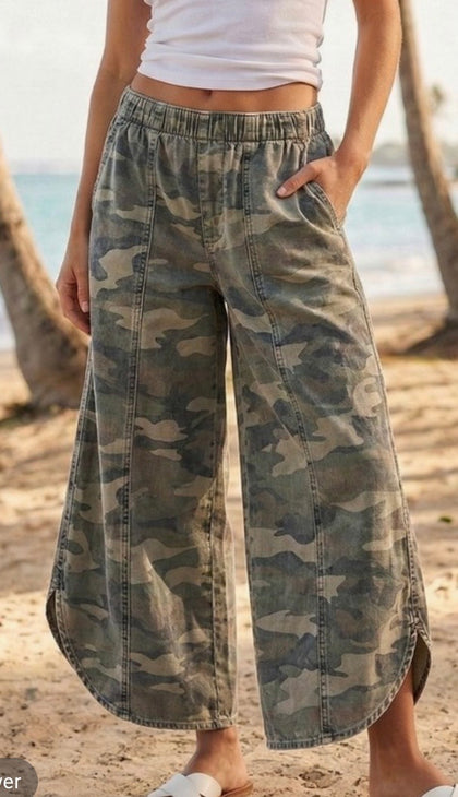 Camo Tulip Hem Pants