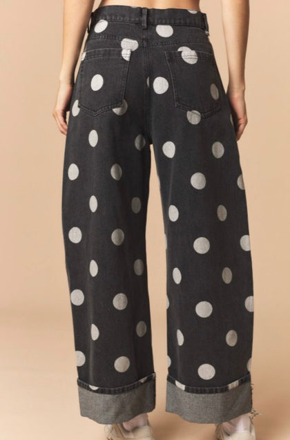 B/W Polka Dot Barrels