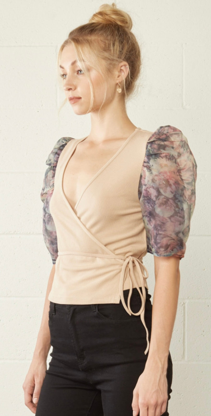Floral Puff Sleeve Wrap Top